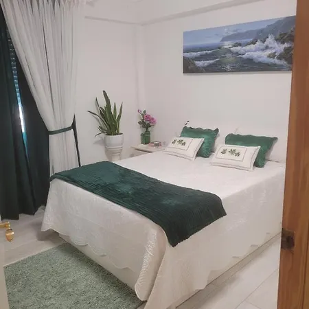 Pension Maria * Аликанте